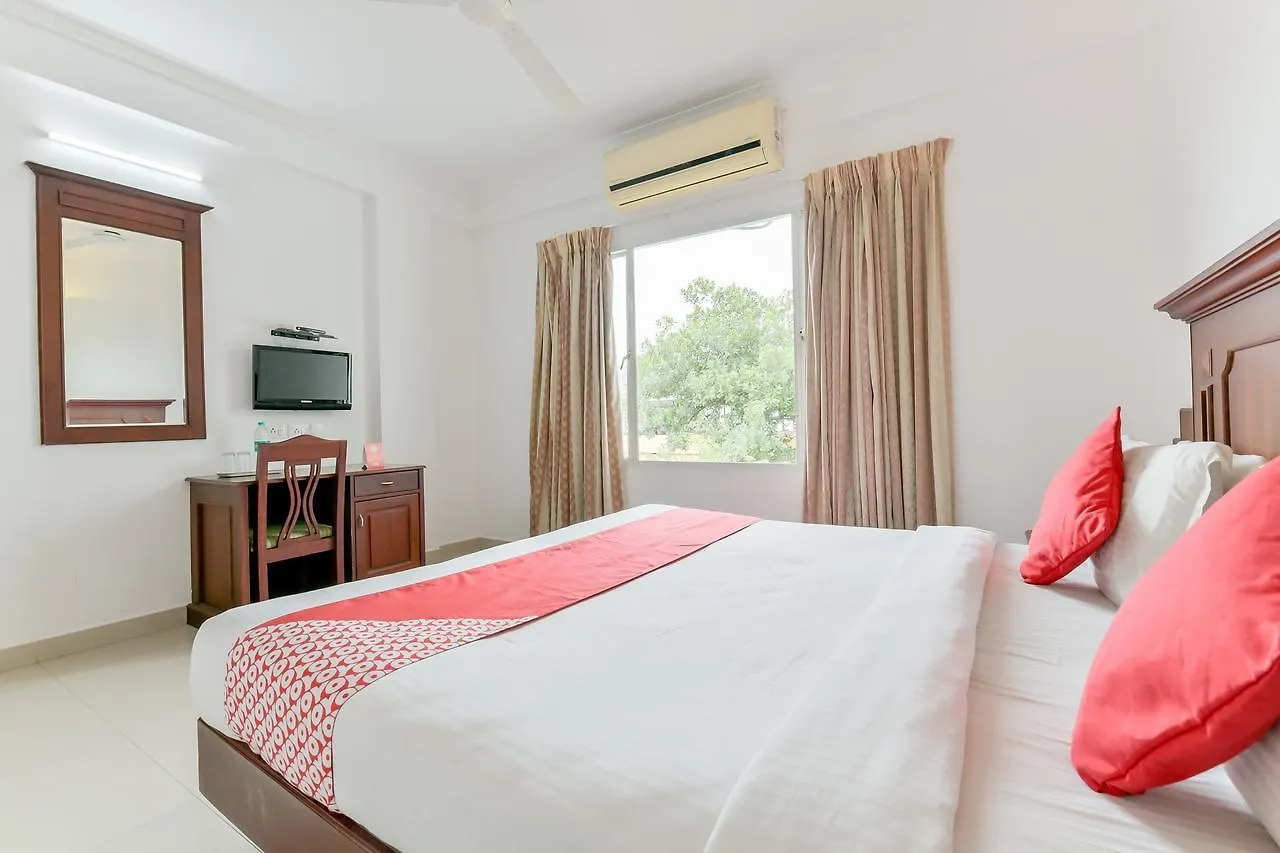 ***  Oyo 15460 Centre Point Hotel Kochi India